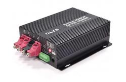 China Smart Dual Input DC Solar Automatic Battery Charger 12V MPPT Solar Charge Controller supplier