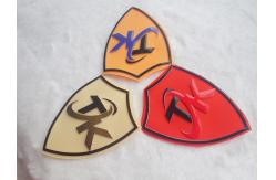 China Eco Friendly Custom Woven Silk Screen Printing Patches With Silicone Logo supplier