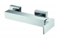 China Simple Square Shower Mixer Faucet Zinc Handle Elegant Rust Proof supplier
