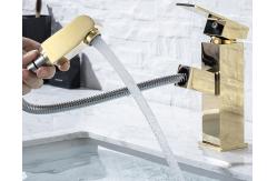 China Brass 360°rotate Golden Pull Out Hotel Basin Faucet Tap supplier