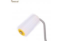 China Beekeeping Tool Uncapping Roller With Plastic Roller For Propolis Collecting supplier