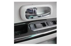 China 200 Miles Range Electric Mini Vans 3 Hours Charging 7 Seats 2Cabs supplier