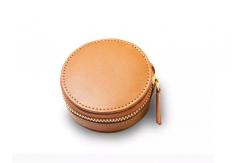 China Minimalist PU Leather Box QC Mini Jewelry Box With Zipper Deboss supplier
