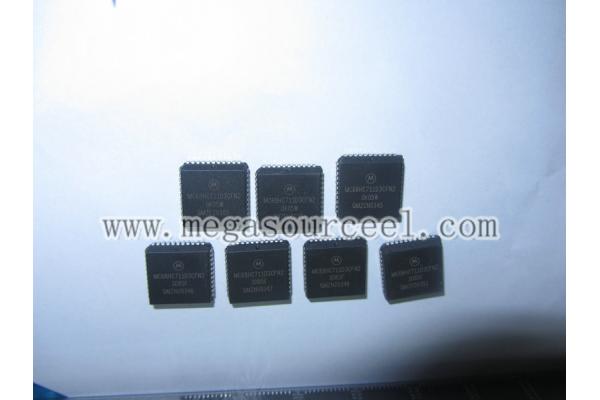 MCU Microcontroller Unit MC68HC711D3CFN2 --- Microcontrollers