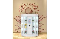 China 22'' LCD Touch Screen Flower Vending Locker With LED Illuminating supplier