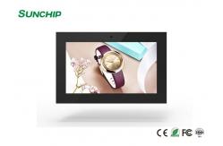 China Wall Mounted Indoor Digital Advertising Screens Cloud Based Plug And Play supplier