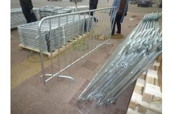 China hot dipped galvanized fence panel temporary crowd control barrier supplier