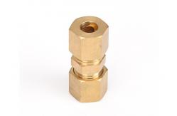 China Compression Tube Pipe Fitting Brass Straight Coupling OD Connector supplier