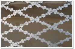 China Three Layers Folding Galvanised Poultry Chicken Cages supplier