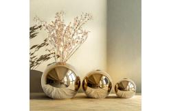 China Statement Sphere Vase in Polished Silver Finish supplier