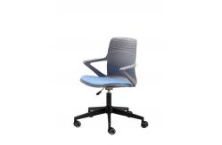 China Modern Swivel PP Plastic Training Chair With Wheels In stock supplier