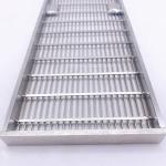 Manufacturer of Stainless Steel Welded Wedge Wire Screen Honeycomb Panel for sale