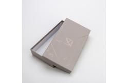 China 16CM Cosmetic Packaging Box With Logo supplier