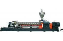China Electric Heating Plastic Extrusion Line Single Screw Smooth Operation supplier