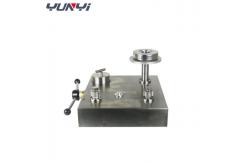China Hydraulic High Performance Dead Weight Tester Piston Pressure Gauge Calibrator supplier