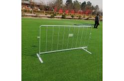 China Temporary Portable Crowd Control Barriers 2M American Standard Road Fence supplier