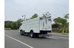 China High Quality Road Maintenance and Cleaning Wet Multifunctional Dust Collection and Cleaning Vehicle supplier