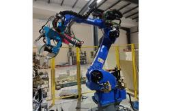 China Yaskawa SP165 Spot Welding Robot Arm With AOTA Welder Payload 165kg Reach 2702mm supplier