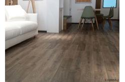 China Fireproof Water Resistant Laminate Flooring In Kitchen Eco Friendly supplier