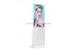 China Rk3288 Standing LCD Advertising Display With Camera Speaker supplier