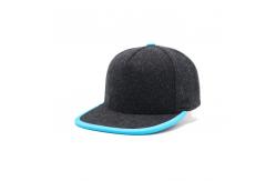 China Customized Blank Flat Brim Snapback Hats  For Autumn And Winter supplier