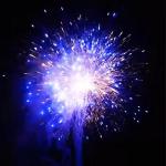 100 Shots Hot Sale Fireworks Cake Chinese Factory Wholesale Pyrotechnics Blue Cake Fireworks Firecrackers 2025 for sale