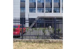 China Customized Protective Aluminum Rail For Balustrades Handrails In Modern Black supplier