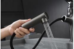 China 2 Spray Single Hole Basin Mixer Tap Pull Down Sprayer Ceramic Cartridge supplier