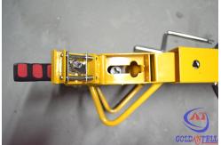 China A3 Steel Yellow / Red Reliable Car Wheel Clamp , Portable Vehicle Wheel Lock supplier