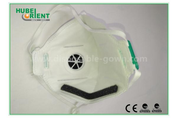 Folded disposable hospital masks for sickness , Soft  polypropylene materials