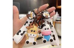 China Personalized 3D Silicone Cow Animal Keyrings Pendant Keychain for Purse and Backpack supplier