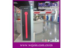 China Automatic Car Park Barrier Gate with Protective Rubber and LED Traffic Light Boom supplier