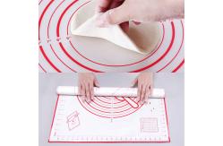 China OEM Logo Silicone Baking Mat With Circles supplier
