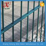 Professional Double Wire Fence / Twin Wire Mesh Fencing Square Hole Shape for sale