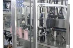 China Moving Servo Shampoo Bottle Filling Machine 4KW Water Filling And Capping Machine supplier