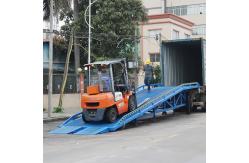 China 10000kg Mobile Dock Ramp Loading Portable Unloading Dock Non Slip supplier