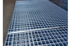 China Industrial Metal Catwalk Steel Grating With High Bearing Capacity Raw Material supplier