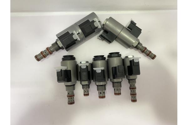Hydraforce Solenoid Spool Valve 12V 4 Way 3 Position Hydraulic Valve