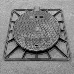 EN124 Standard Ductile Iron Mahole Cover And Frame 850*850 Mm In Stock