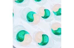 China High Efficiency Eco-Friendly OEM / ODM Laundry Detergent Capsules supplier