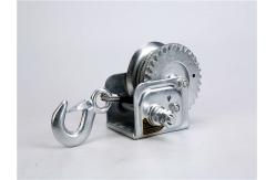 China 600lbs  Heavy Duty Steel Cable Manual Crank Winch For Boat ATV supplier