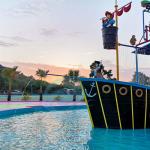 Fiberglass Water Tower Slide Pirate Ship Anti Rust Playground Aqua Park Slides
