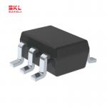 TPS61220DCKR PMIC Chip Switching Regulator resistor divider 1.8V 200mA for sale