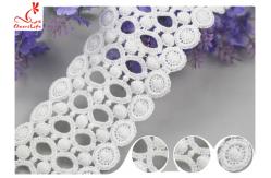 China Circle Embroidery Water Soluble Lace With 100% Cotton / Ladder Lace Trim supplier