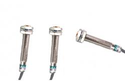 China Magnetic Metal 3 Wire Inductive Sensor Non - Contact High Switching Frequency supplier