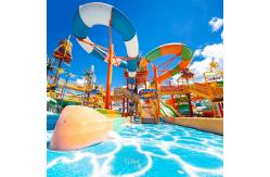 China Curve Fiberglass Pool Water Slide Water Amusement Park Equipment 500kg Capacity supplier