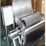 Smooth Edge Industrial Sieve Screen with L/C Payment Term and 1.6-3.5 Sieve Hole Size for sale