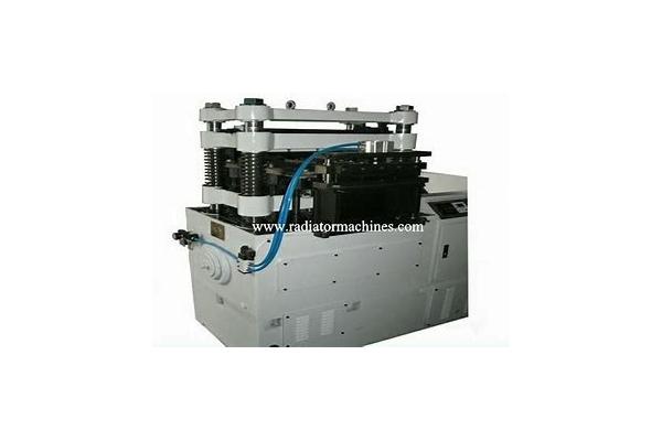 300M/Min Double Tray Aluminum Radiator Fin Machine Servo Control