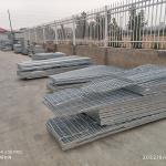 Special Shaped Steel Grating Hot Dip Galvanized Customized G325/30/100 for sale