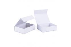 China Matt Laminated Rigid Foldable Cardboard Magnetic Box For Wedding Grown Hot Stamping supplier